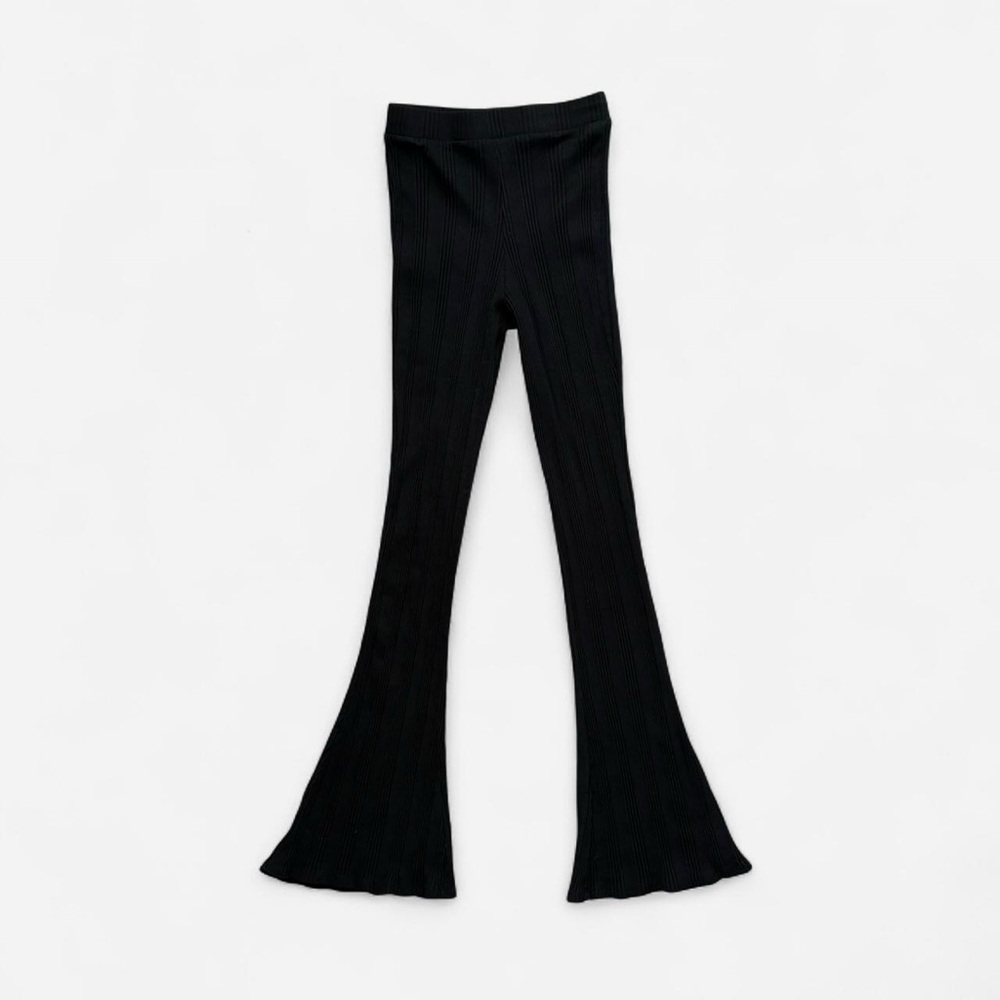 Zara Black Ribbed Flare Leggings